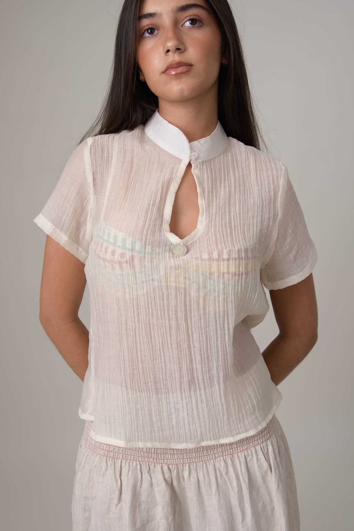 TOP ROMANTICO BEIGE